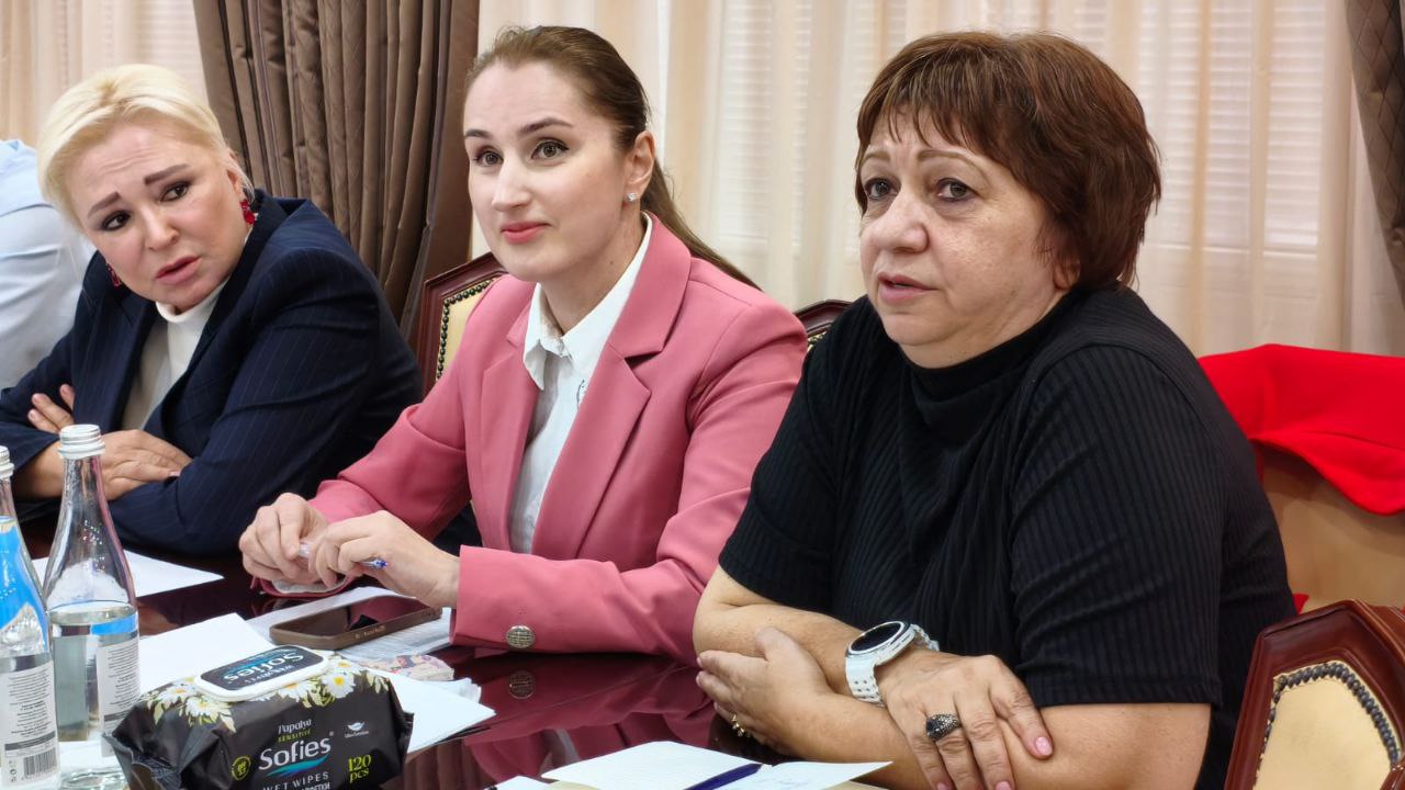 Второй этап аттестации руководителей образовательных организаций г. Каспийск